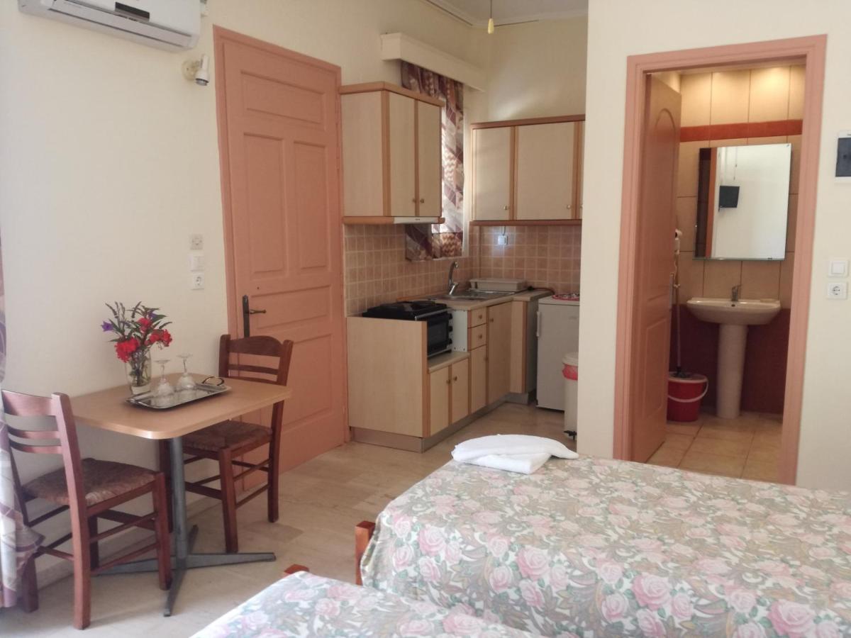 Panagiotis I & II Stds And Apts Tsiliví Eksteriør bilde