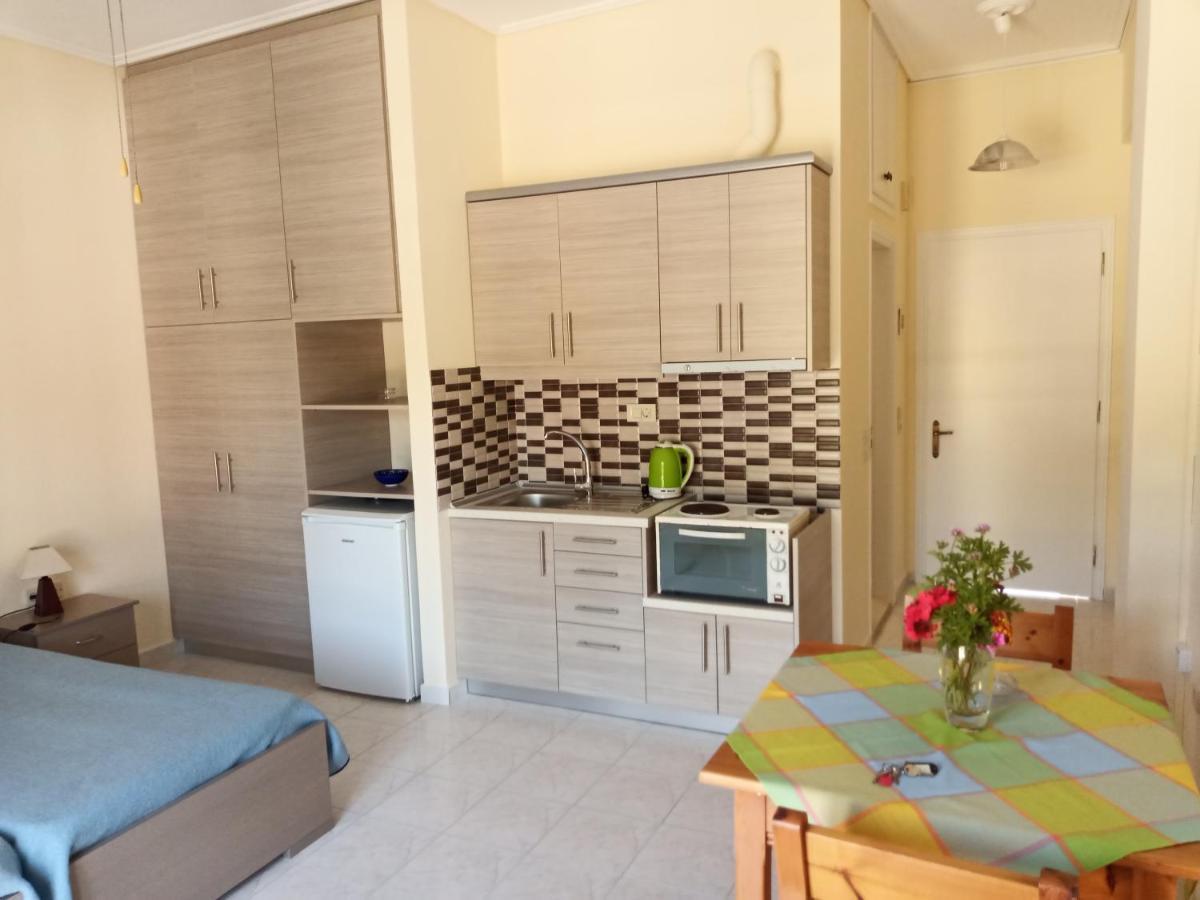 Panagiotis I & II Stds And Apts Tsiliví Eksteriør bilde